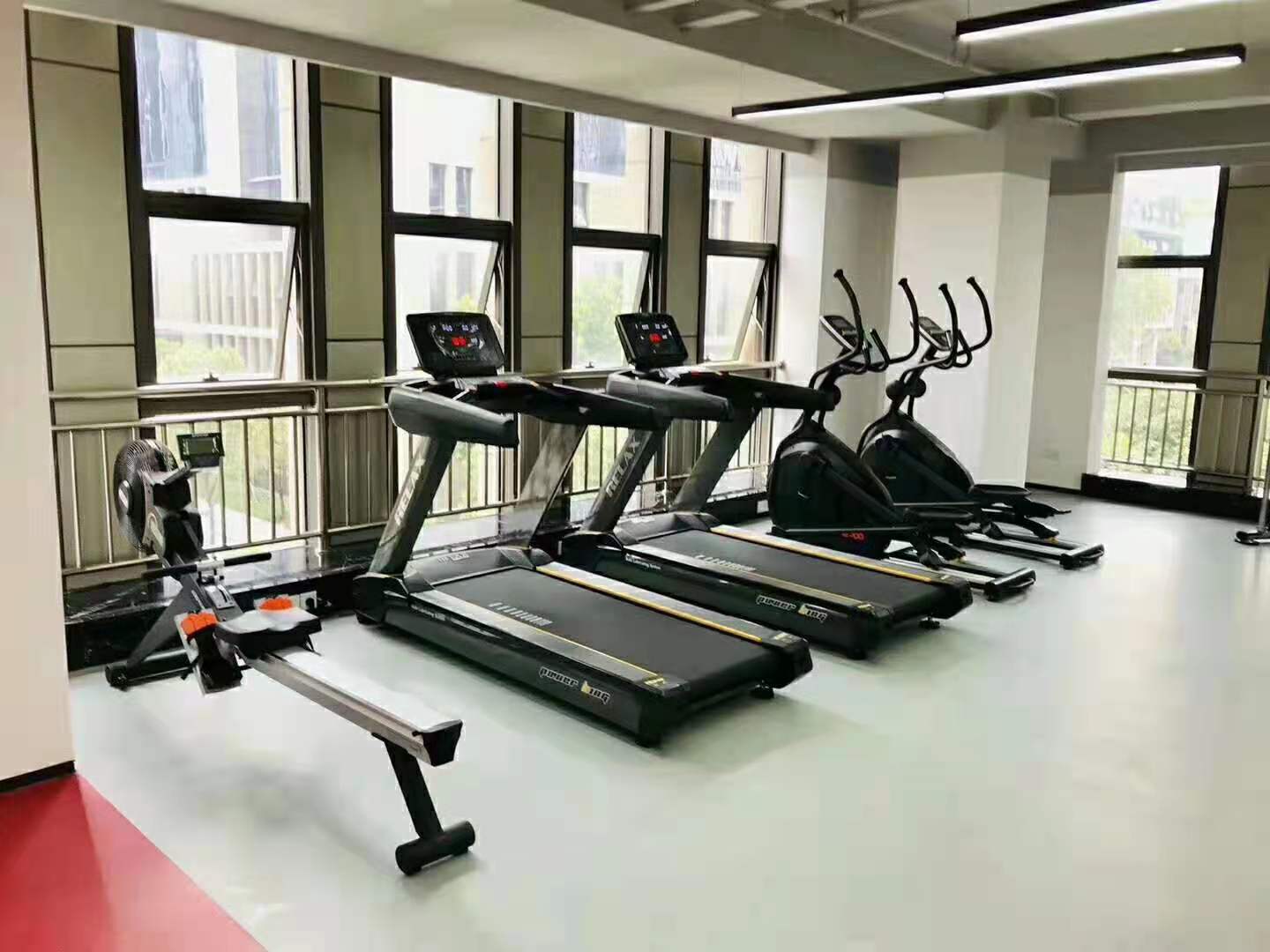 商用小蓝视频APP官网IOS为什么那么贵